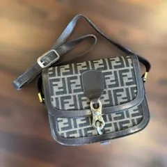 FENDI ズッカ柄 ショルダーバッグ 8BT088 - メルカリ