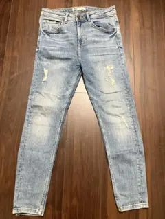 美品　ZARA スキニーデニム ライトブルー ダメージ加工　ベリンダ系　ザラ