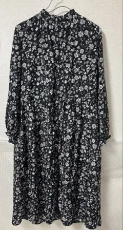 サマンサモスモス Blue 黒白花柄長袖ロングワンピース フリーサイズ