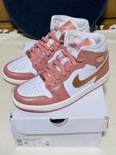 新品未使用23.5CM Nike Air Jordan 1 ピンク/ホワイト