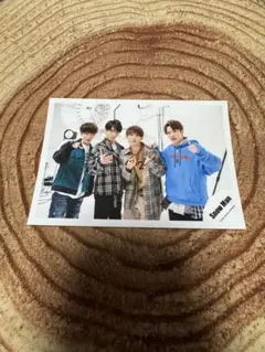 Snow Man(深澤・渡辺・宮舘・向井) 公式写真