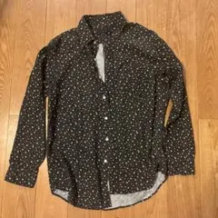長袖シャツ 黒地 小花柄