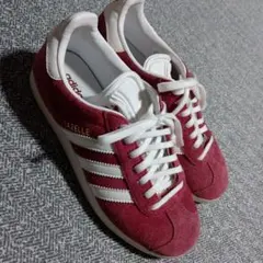 Gazelle 赤　ホワイト スニーカー　美品　アディダス　スウェード