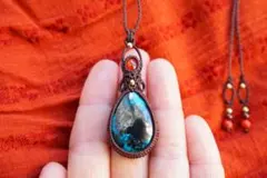 アズライトクリソコラinパイライト　ヘソナイトガーネット　マクラメ　ネックレス