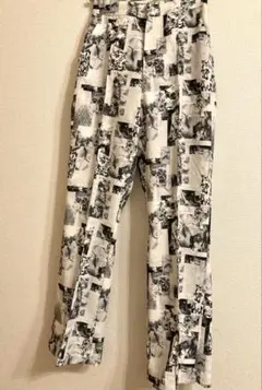 新品タグ付き　ジーナシス　レア　フレアパンツ コーヒー炭リサイクル繊維 柄パン