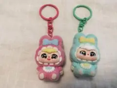 ベイビースリー　キーホルダー　ピンク＆グリーン
