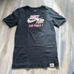 NIKETシャツ
