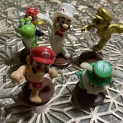 スーパーマリオ　フィギュア