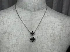 美品【Givenchy】花モチーフ ネックレス アジャスター付き