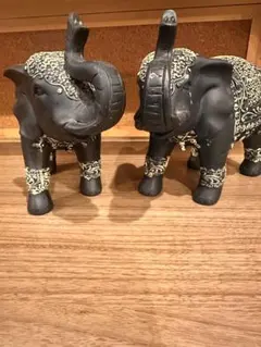 黒と金のエスニック象の置物 2体セット