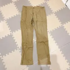 Goodiellow カーキ チノパン バックポケット付き