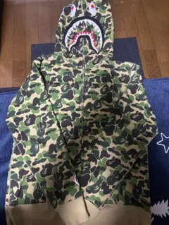 迷彩柄 シャークデザイン パーカー