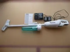 Makita スティッククリーナー CL107FD 一式 + 予備バッテリー