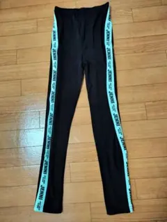 Item thumbnail for item 541b64a9-b5bb-4028-84da-c4a7f9b55adc