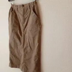 ニコアンド　ベージュロングタイトスカート