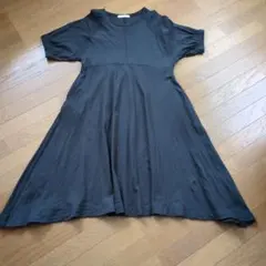 OMNES 半袖ワンピース ダークグレーのサムネイル