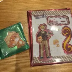 鬼滅　我妻善逸　バレンタインアクスタ＆アニマルバッジ　おまけつき