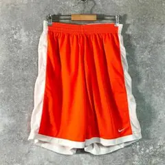 NIKE　バスケ ハーフパンツ　オレンジ　ホワイト　リバーシブル　ロゴ刺繍