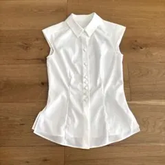 美品】FOXEY NEW YORK ネックビジュー ノースリーブ ブラウス40 - メルカリ