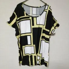 【L】幾何学模様 半袖Tシャツ 黄 黒 白 カットソー 総柄