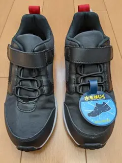 瞬足　スニーカー　22　防水