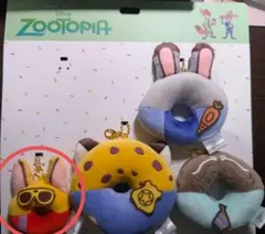 ズートピア ぬいぐるみキーホルダー・キーチェーン ドーナツ　フィニック