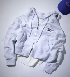 【新品】Reebok Kids グレー 裏毛 ショート丈 パーカー 150cm