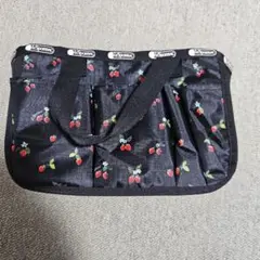 LESPORTSAC　イチゴ柄バッグ