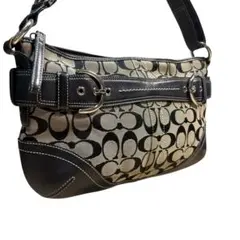 ✨美品✨COACH ワンショルダーバッグ　ソーホー　黒　シグネチャー ベルト