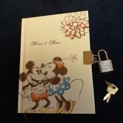 最終価格ディズニー 鍵付ノート ミッキー & ミニー / ドナルド & デ1️⃣