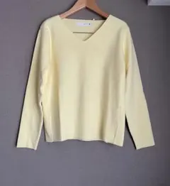 ブージュルード ニット