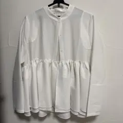 O.S.K. ホワイトブラウス M ペプラム　フリル