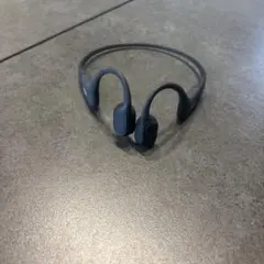 未使用に近い】SHOKZ OPENRUN 骨伝導イヤホン パープル 磁気充電