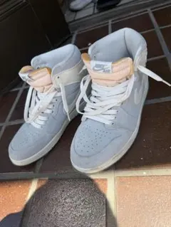 NIKE AIR JORDAN 1 MID スニーカー ベージュ×グレー