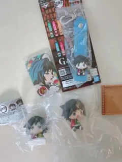 鬼滅の刃　一番くじ　冨岡義勇　G賞　F賞　まるかく缶バッチ　 おねむたん