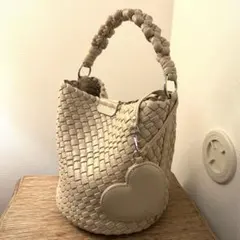 DIANA バック　白　チェーン メッシュ ミニバッグ ショルダー DIANA - DIANA バック 白 チェーン メッシュ ミニバッグ ショルダー の