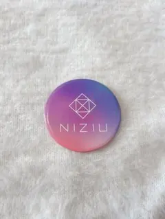 NIZIU Make you happy缶バッジ