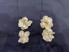 花モチーフイヤリング　ブライダルアクセサリー