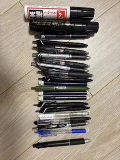 d*4様 無印良品 ボールペン 万年筆 廃盤 セット ぺんてる スリッチーズ