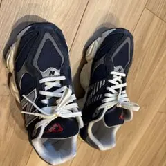 New Balance 9060 ネイビー/ホワイト
