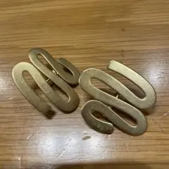 SMELLY スネーク型金色イヤリング　　新品