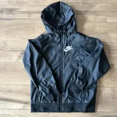 専用　Nike 黒 ウィンドブレーカー フードS 130 140