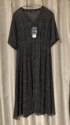 新品未使用　UNIQLO Sanderson シフォンワンピース　Lサイズ