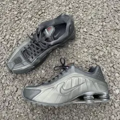 NIKE shox r4 ブラック