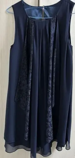 美品　レディース　濃紺　ブルー　ノースリーブパーティードレス　エレガント
