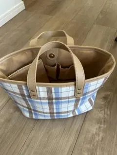 Item thumbnail for item 8e7df42c-c5b0-4b5d-af24-dddc5ef02b02