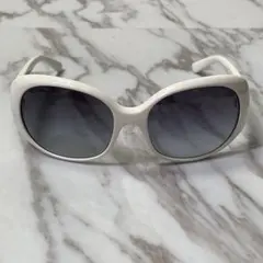 prada triangle plate oval sunglassesのサムネイル