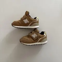 Item thumbnail for item eaa601e8-a33b-447d-999d-4e7ca3c289ed