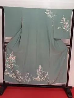 ［訪問着］中古品　落款有り　K-310