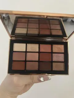 NARS アフターフローイリジスタブルアイシャドウパレット